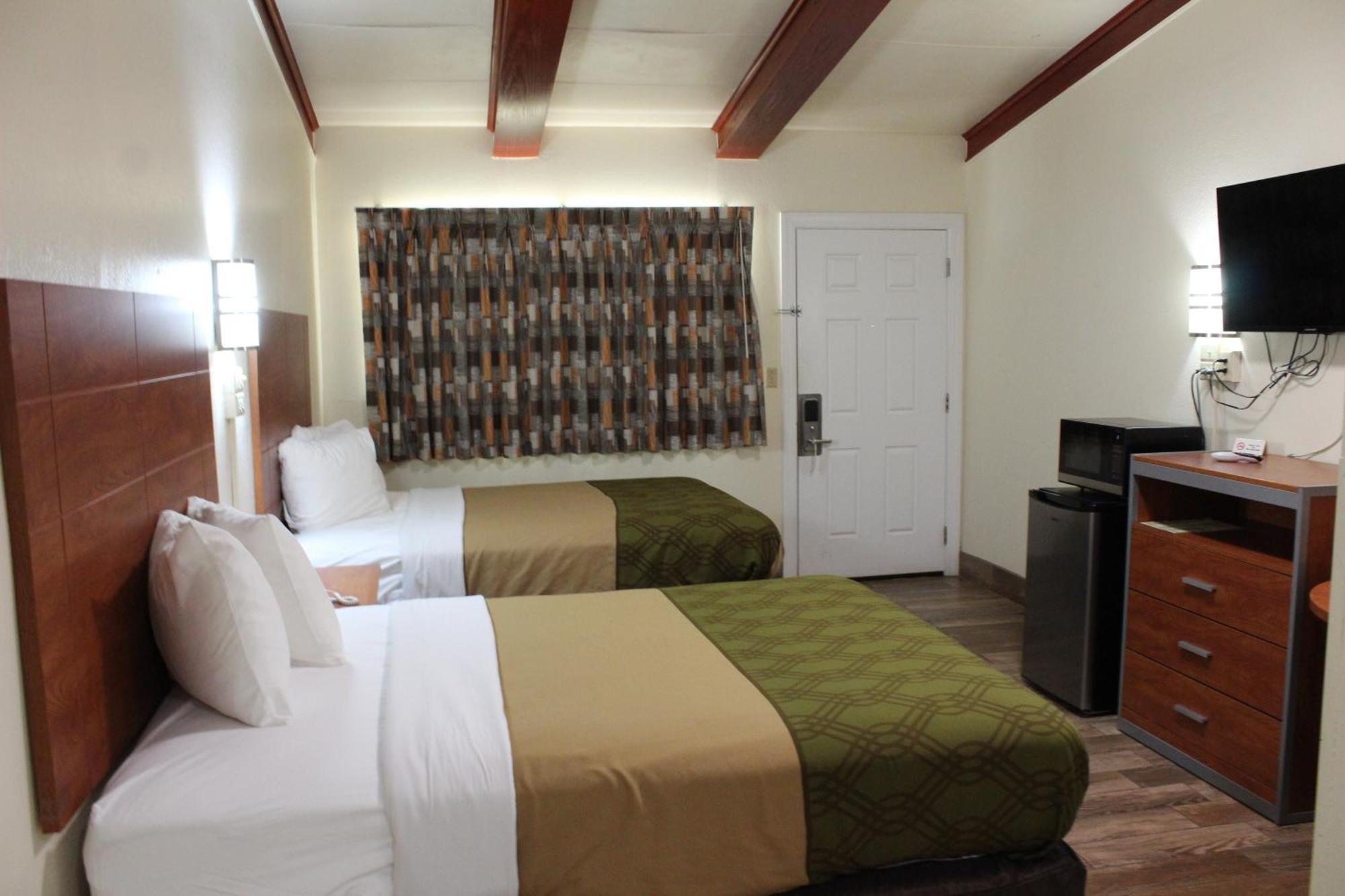 Evergreen Inn And R.V. Winnfield Extérieur photo